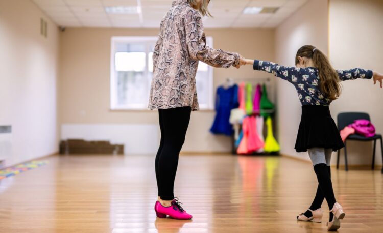 girl in dance class